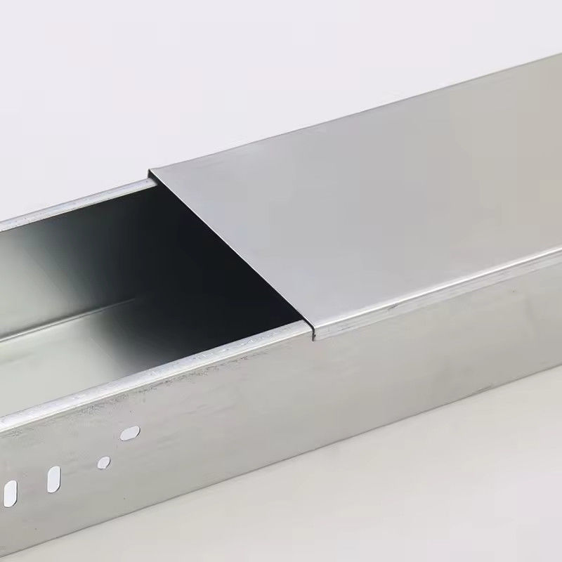 100mm Width Non Flammable Solid Bottom Cable Tray For Safe And Cable Management