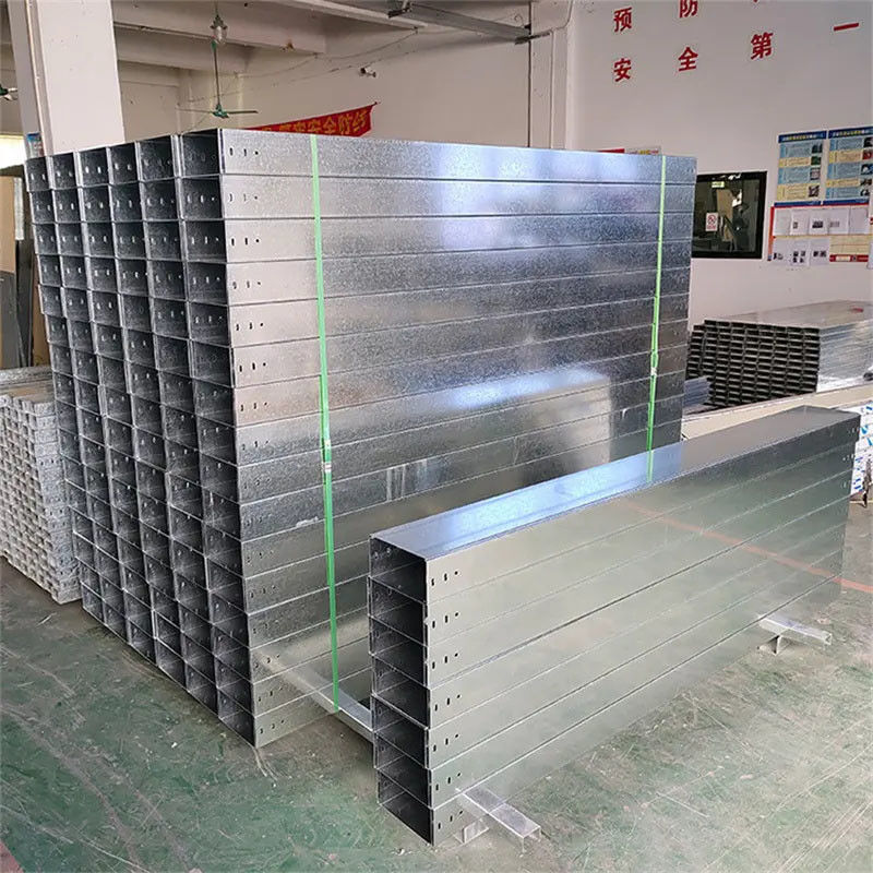 Galvanized Non flammable Cable Tray Custom Length Solid Bottom Cable Tray with Connectors